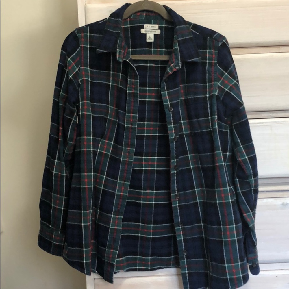 LL Bean Women's Scotch Plaid Flannel Shirt, L
